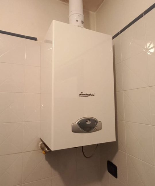 643273